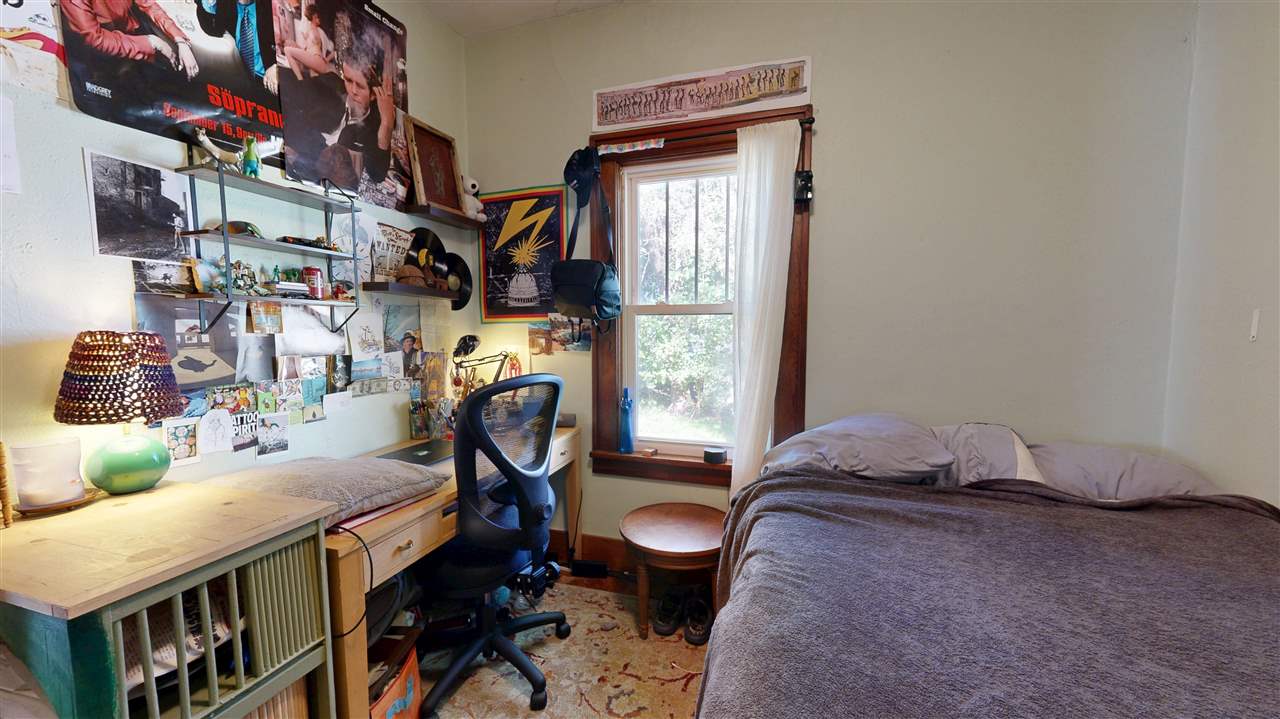 1112 2nd Avenue Iowa City IA 52240-2002