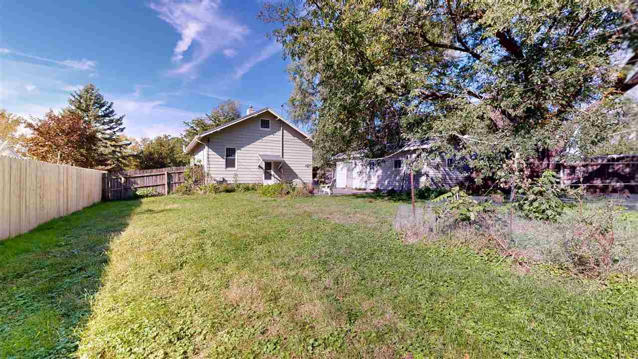 1112 2nd Avenue Iowa City IA 52240-2002