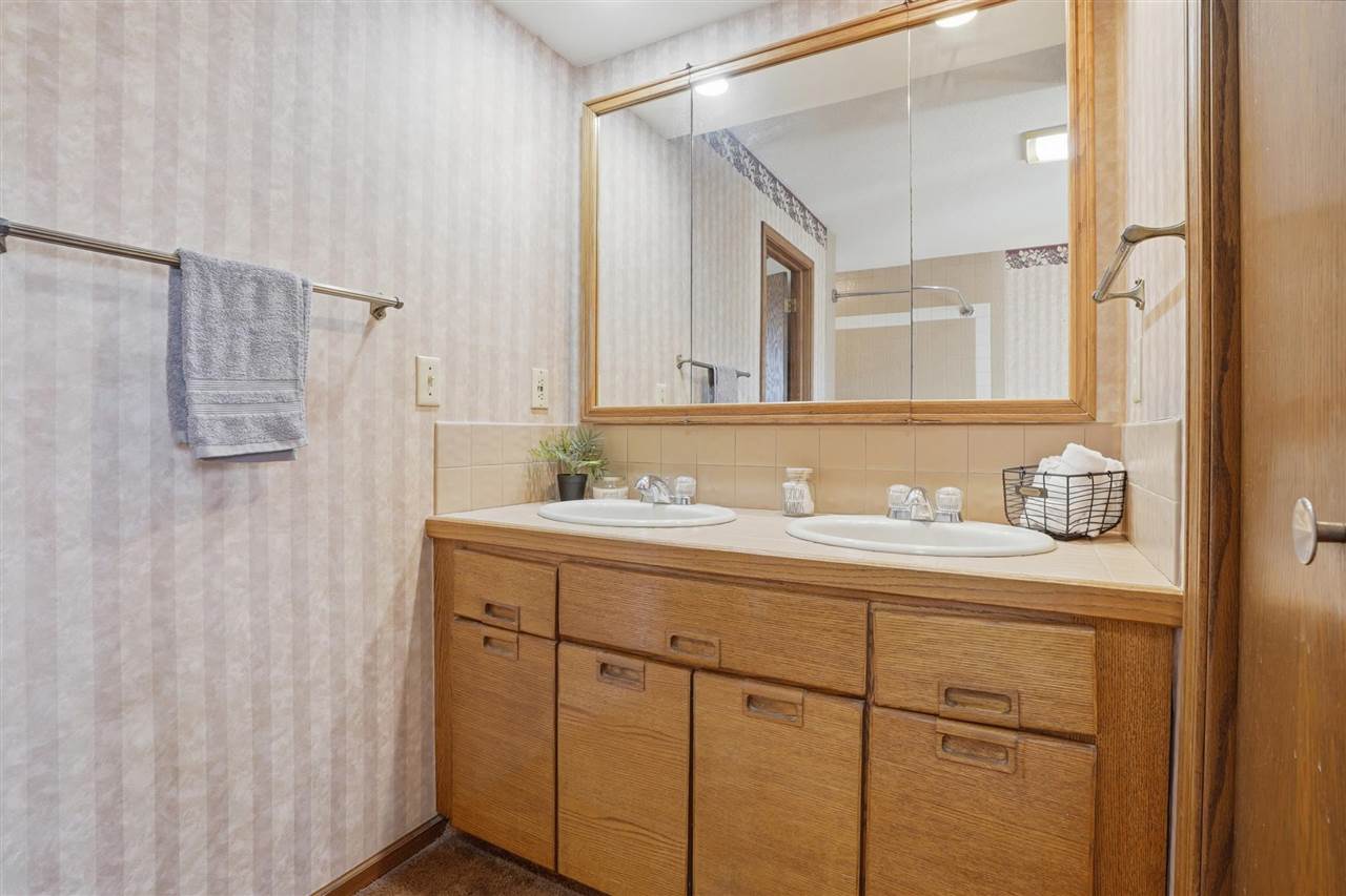 211 N Jefferson Street Keota IA 52248
