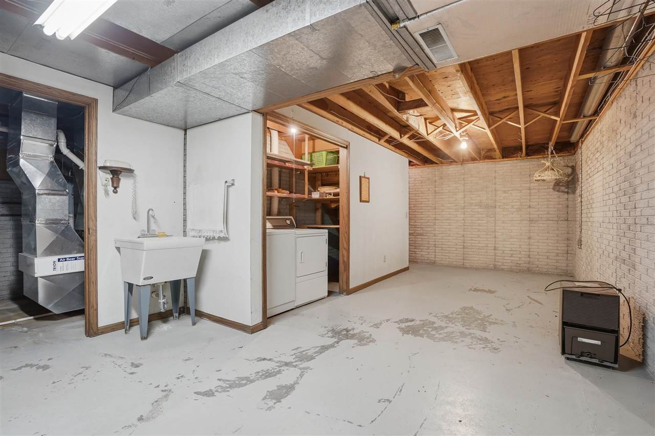 211 N Jefferson Street Keota IA 52248