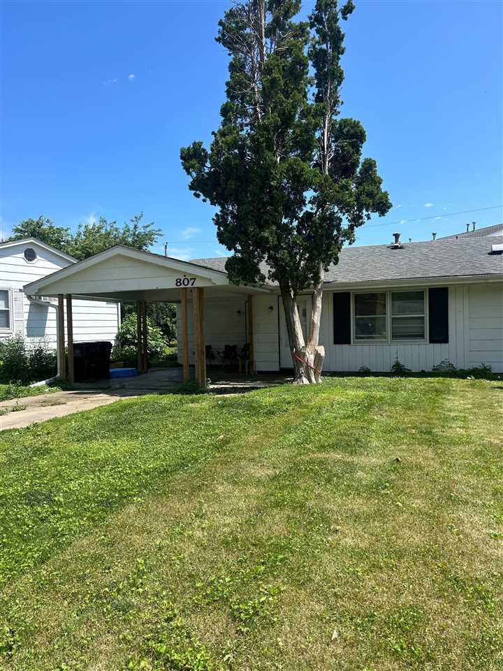 805/807 20th Avenue Coralville IA 52241