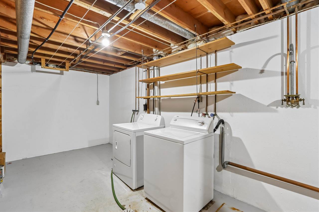 28 SW 29th Avenue Cedar Rapids IA 52404