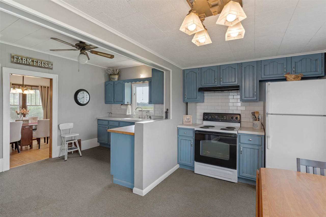 9996 W Avenue Columbus Junction IA 52738-0000