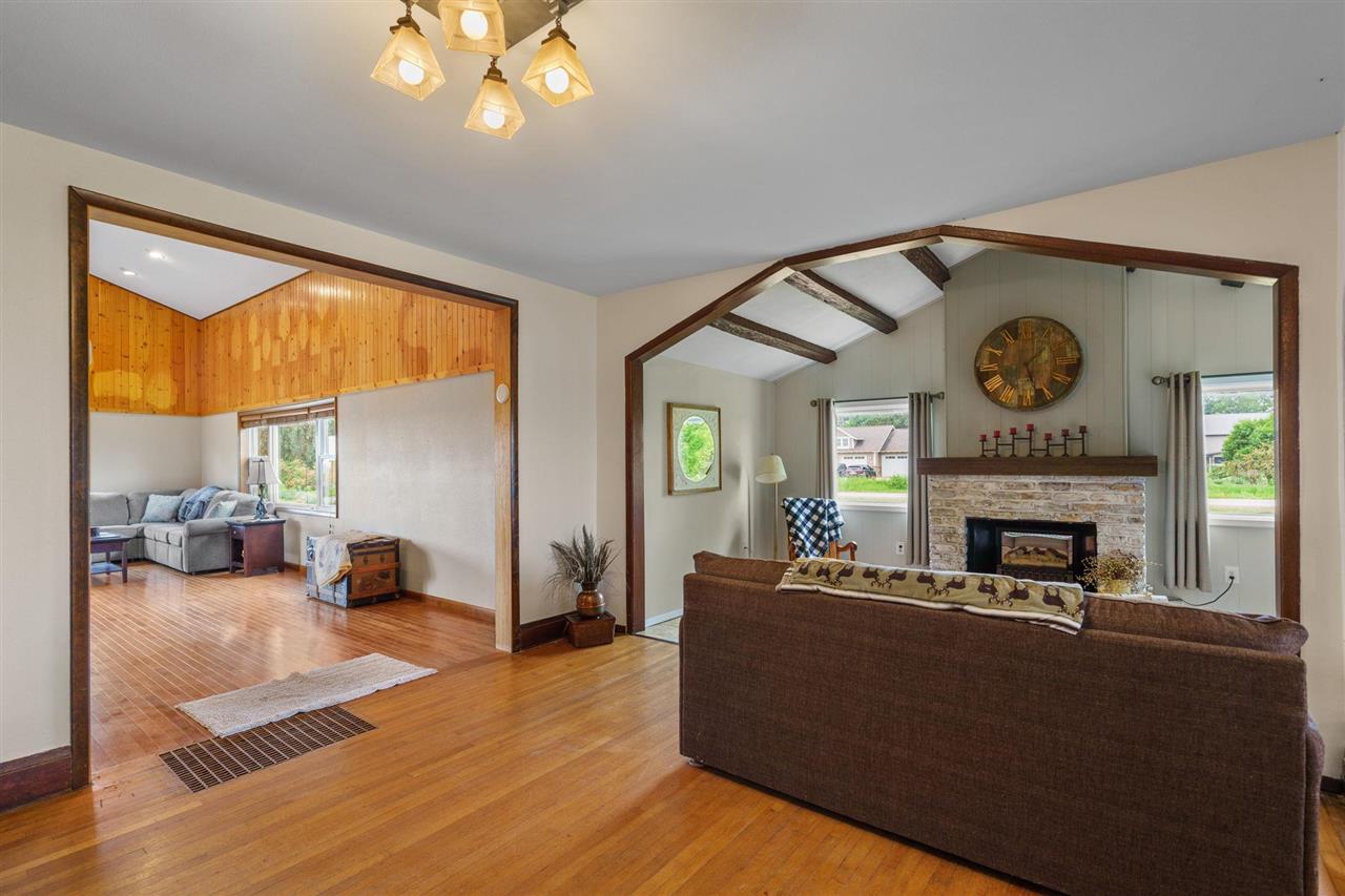 9996 W Avenue Columbus Junction IA 52738-0000