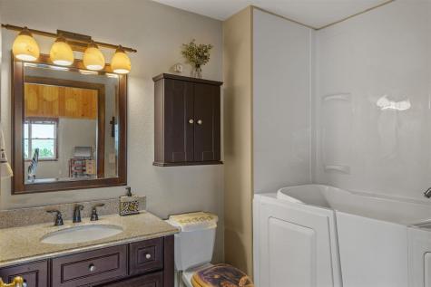 9996 W Avenue Columbus Junction IA 52738-0000