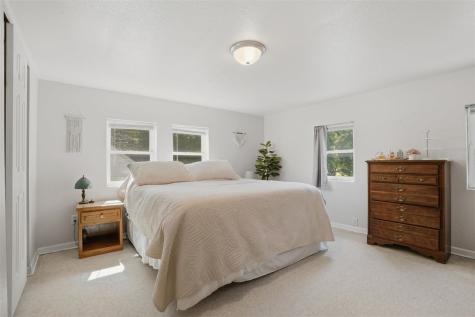 202 W Jayne Street Lone Tree IA 52755