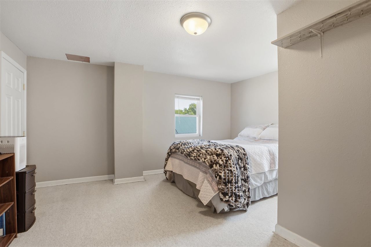 202 W Jayne Street Lone Tree IA 52755