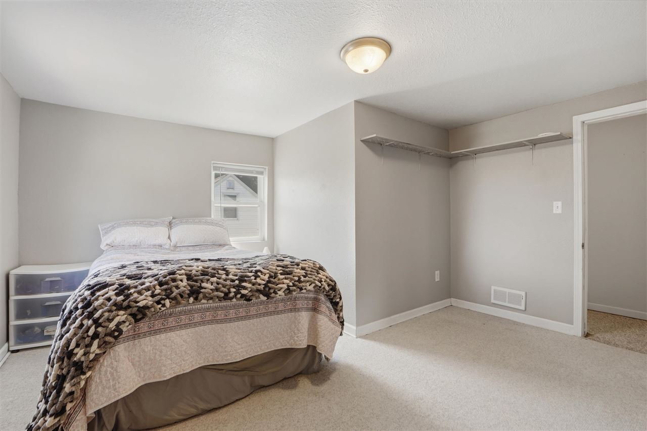 202 W Jayne Street Lone Tree IA 52755