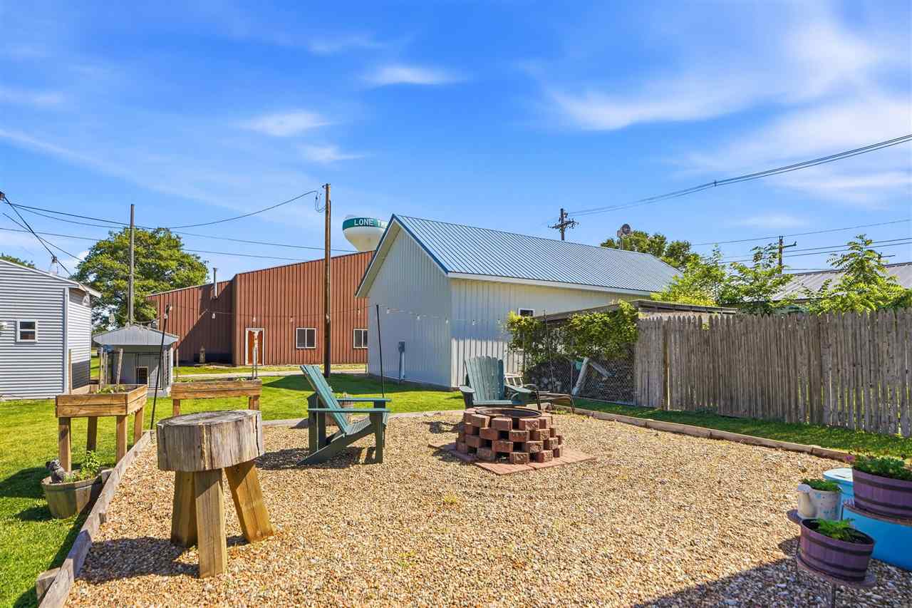 202 W Jayne Street Lone Tree IA 52755