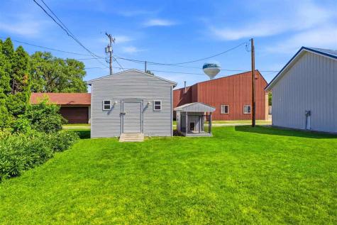 202 W Jayne Street Lone Tree IA 52755