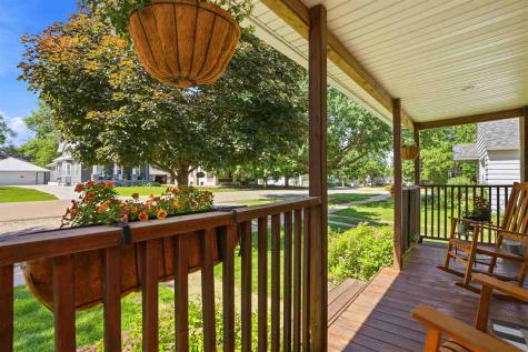 202 W Jayne Street Lone Tree IA 52755