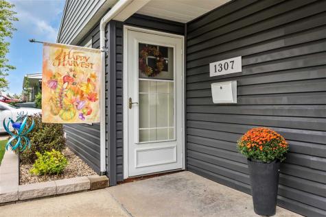 1307 18th Street Cedar Rapids IA 52404