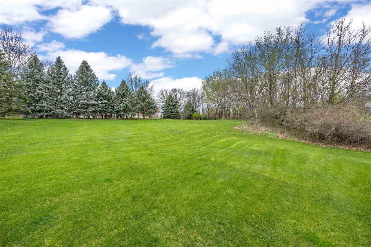 2812 Broken Woods Drive Coralville IA 52241