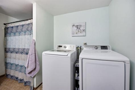 623 E Main Street West Branch IA 52358