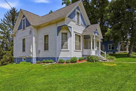 623 E Main Street West Branch IA 52358