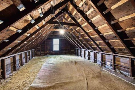 623 E Main Street West Branch IA 52358