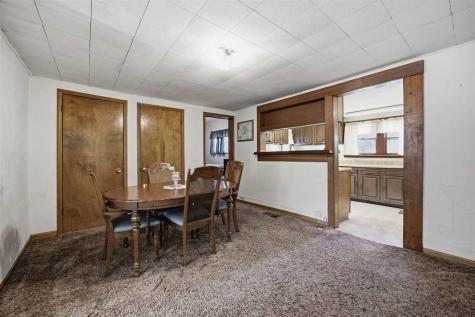 623 E Main Street West Branch IA 52358