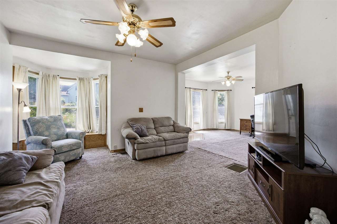 623 E Main Street West Branch IA 52358