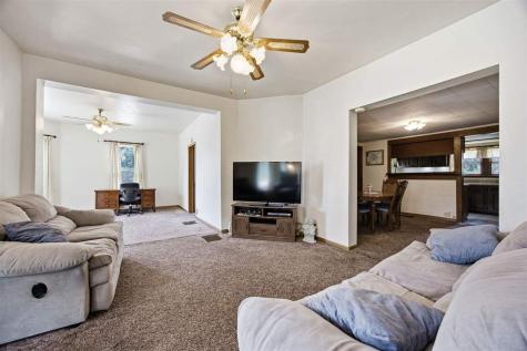 623 E Main Street West Branch IA 52358