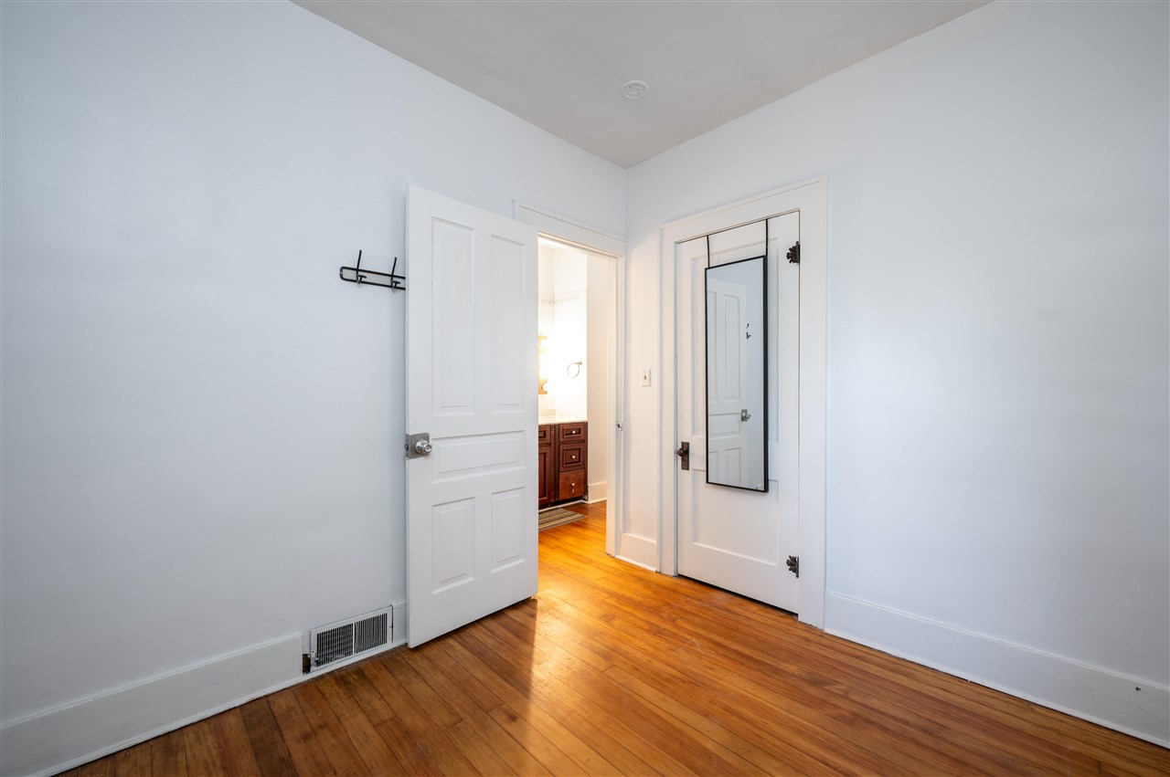 525 S Lucas Street Iowa City IA 52240
