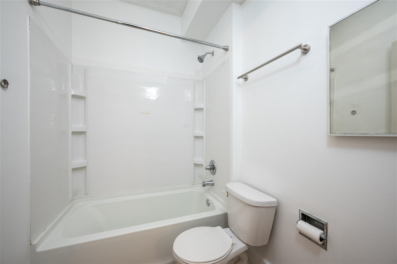 525 S Lucas Street Iowa City IA 52240