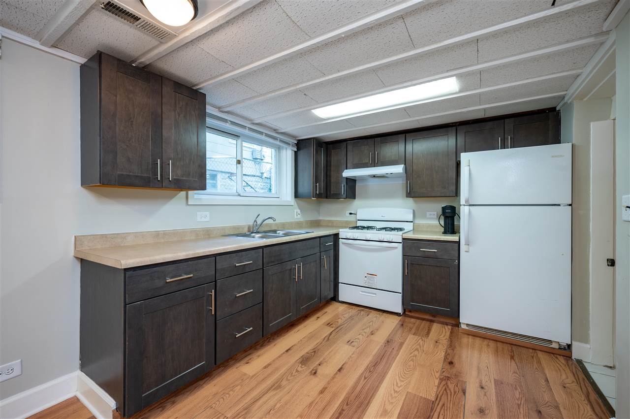 525 S Lucas Street Iowa City IA 52240