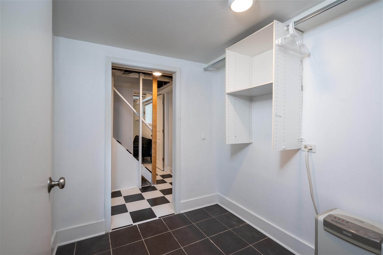 525 S Lucas Street Iowa City IA 52240
