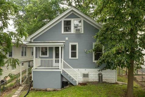 525 S Lucas Street Iowa City IA 52240