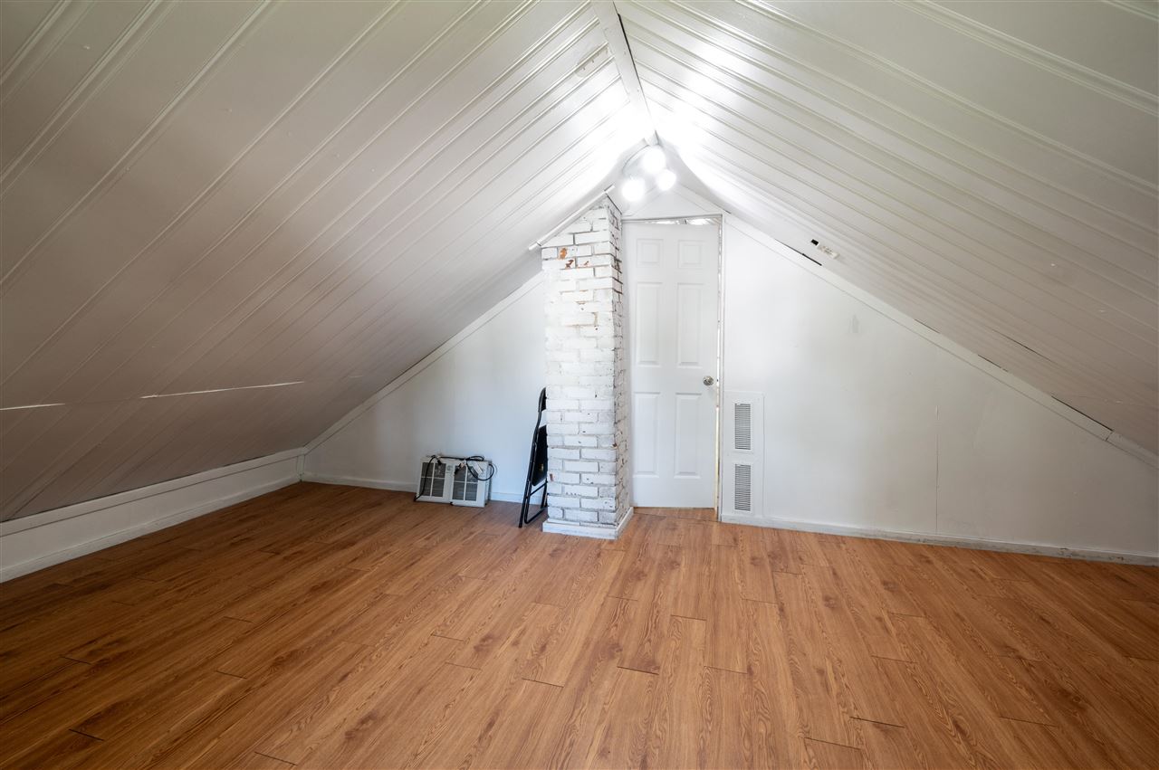 525 S Lucas Street Iowa City IA 52240