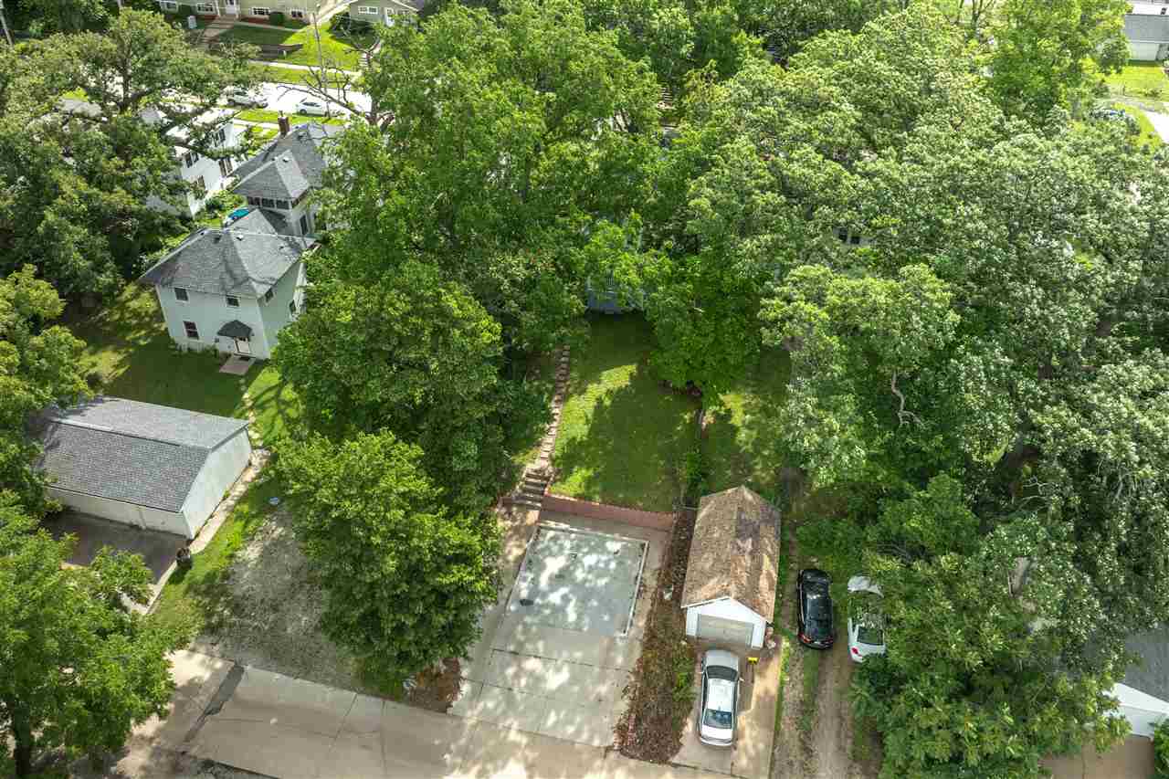 525 S Lucas Street Iowa City IA 52240