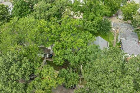 525 S Lucas Street Iowa City IA 52240