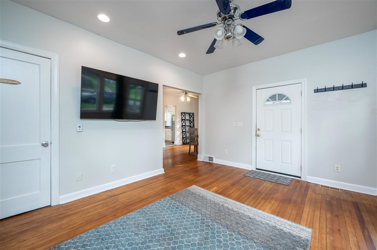 525 S Lucas Street Iowa City IA 52240
