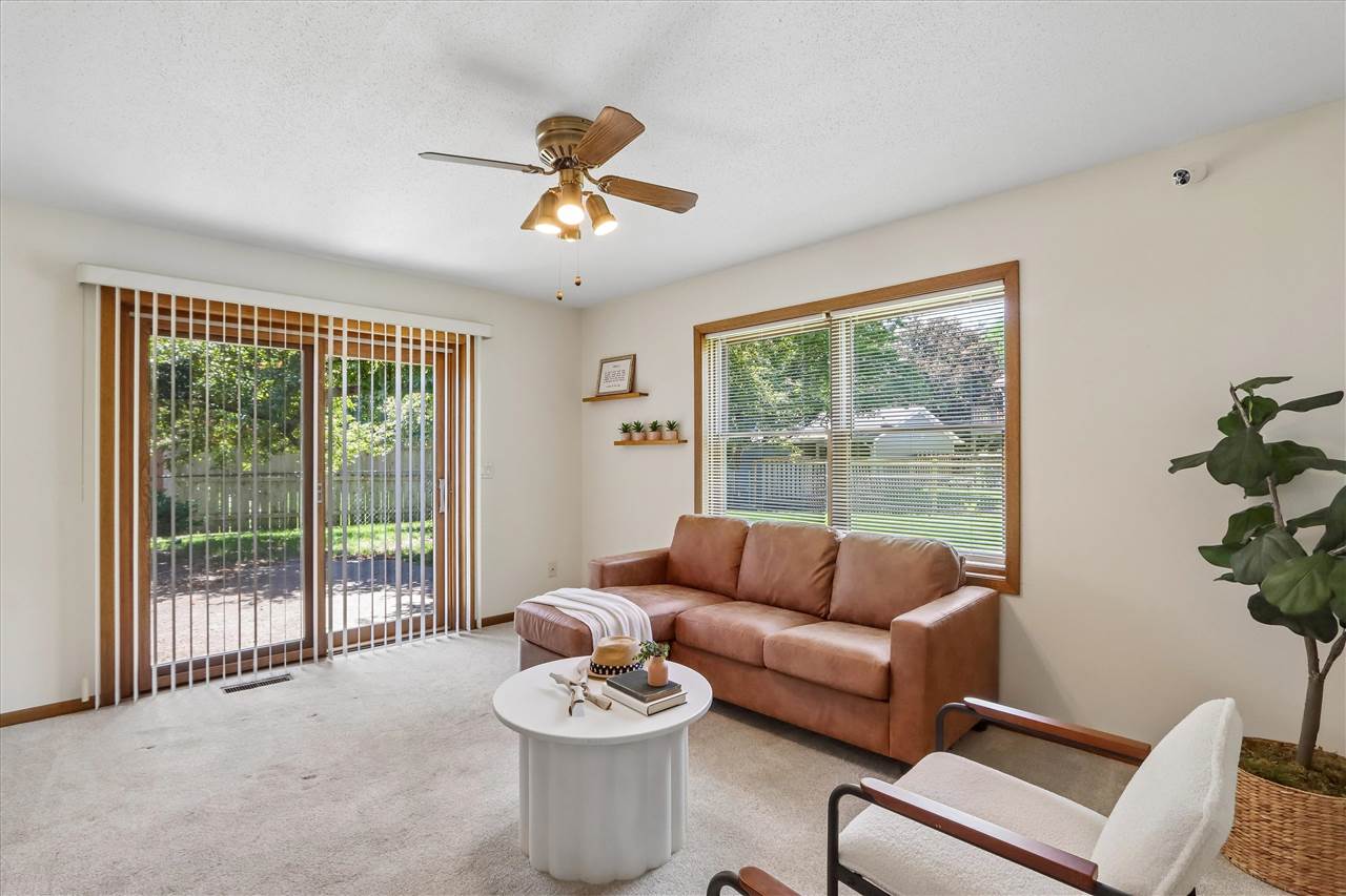 1821 Sterling Court Iowa City IA 52240