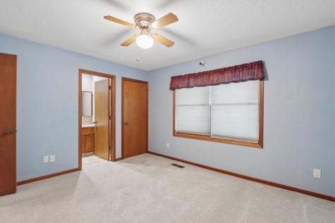 1821 Sterling Court Iowa City IA 52240