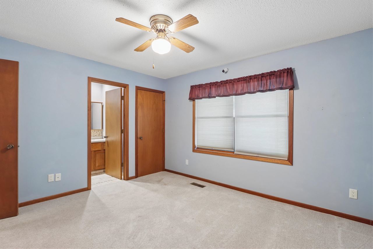 1821 Sterling Court Iowa City IA 52240
