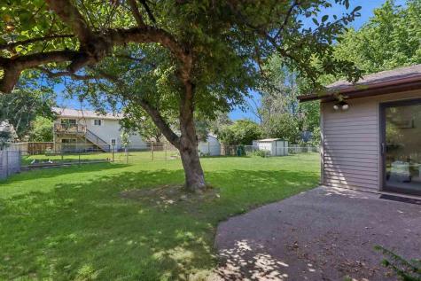 1821 Sterling Court Iowa City IA 52240