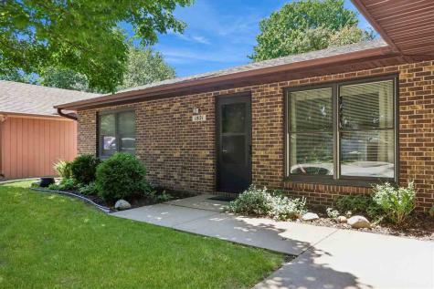 1821 Sterling Court Iowa City IA 52240