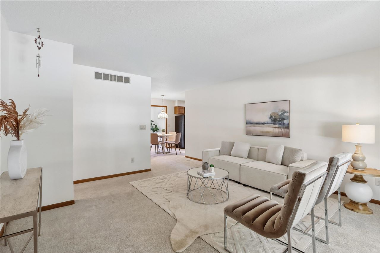 1821 Sterling Court Iowa City IA 52240