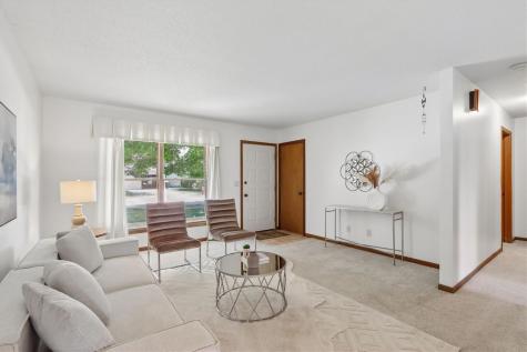 1821 Sterling Court Iowa City IA 52240