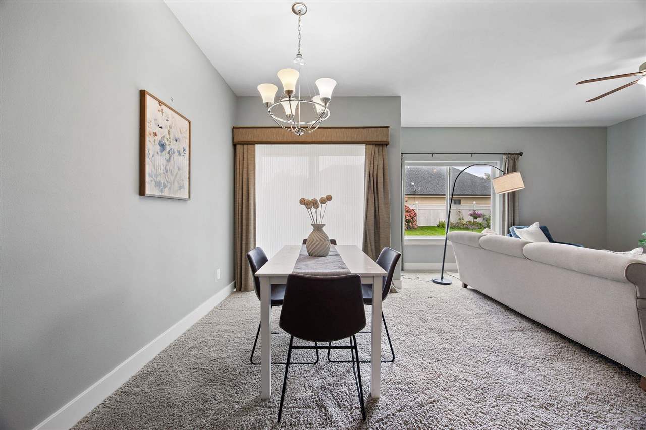 225 Ridgewood Drive Hiawatha IA 52233