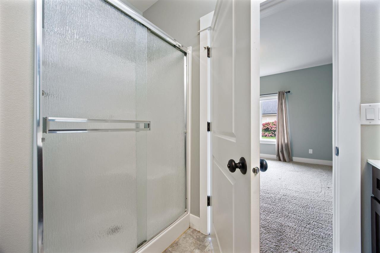 225 Ridgewood Drive Hiawatha IA 52233