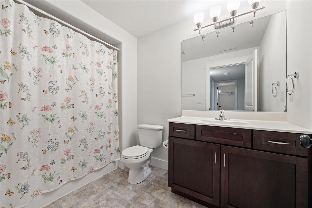 225 Ridgewood Drive Hiawatha IA 52233