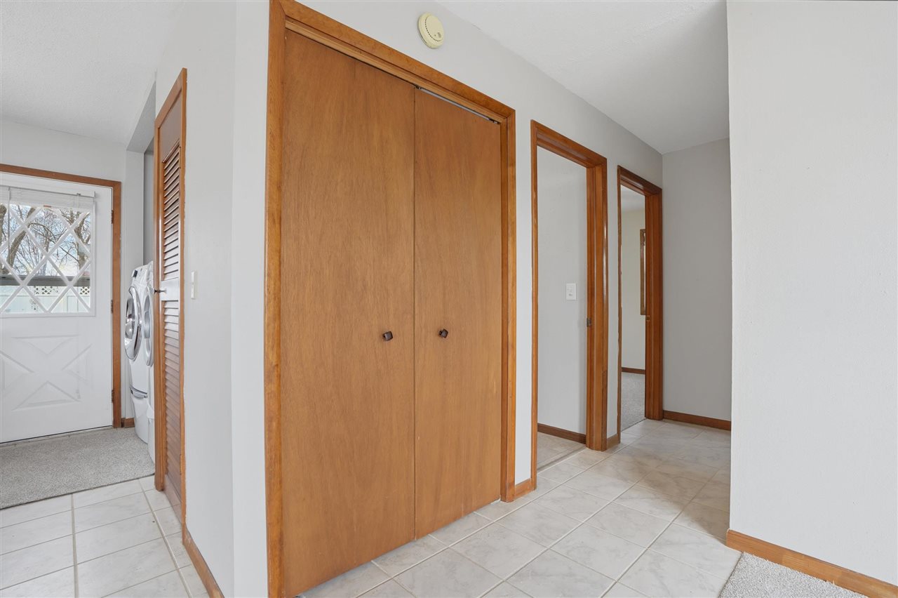 18416 Highway 70 Conesville IA 52739