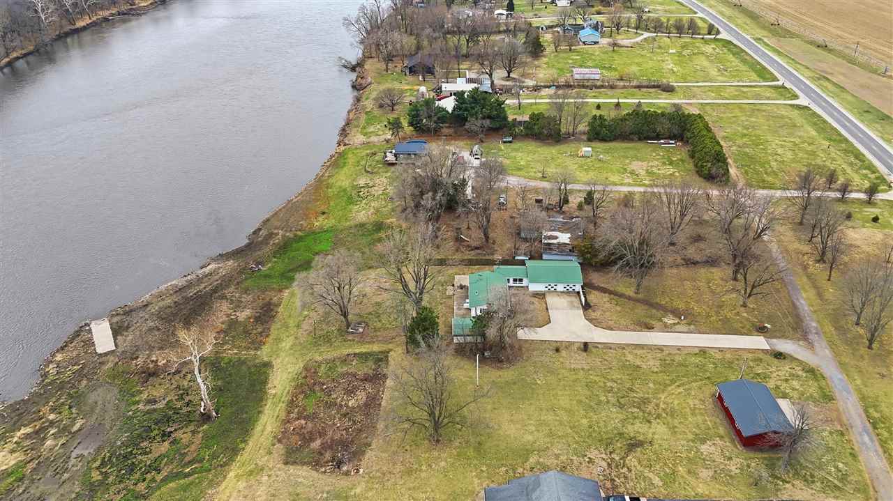 18416 Highway 70 Conesville IA 52739