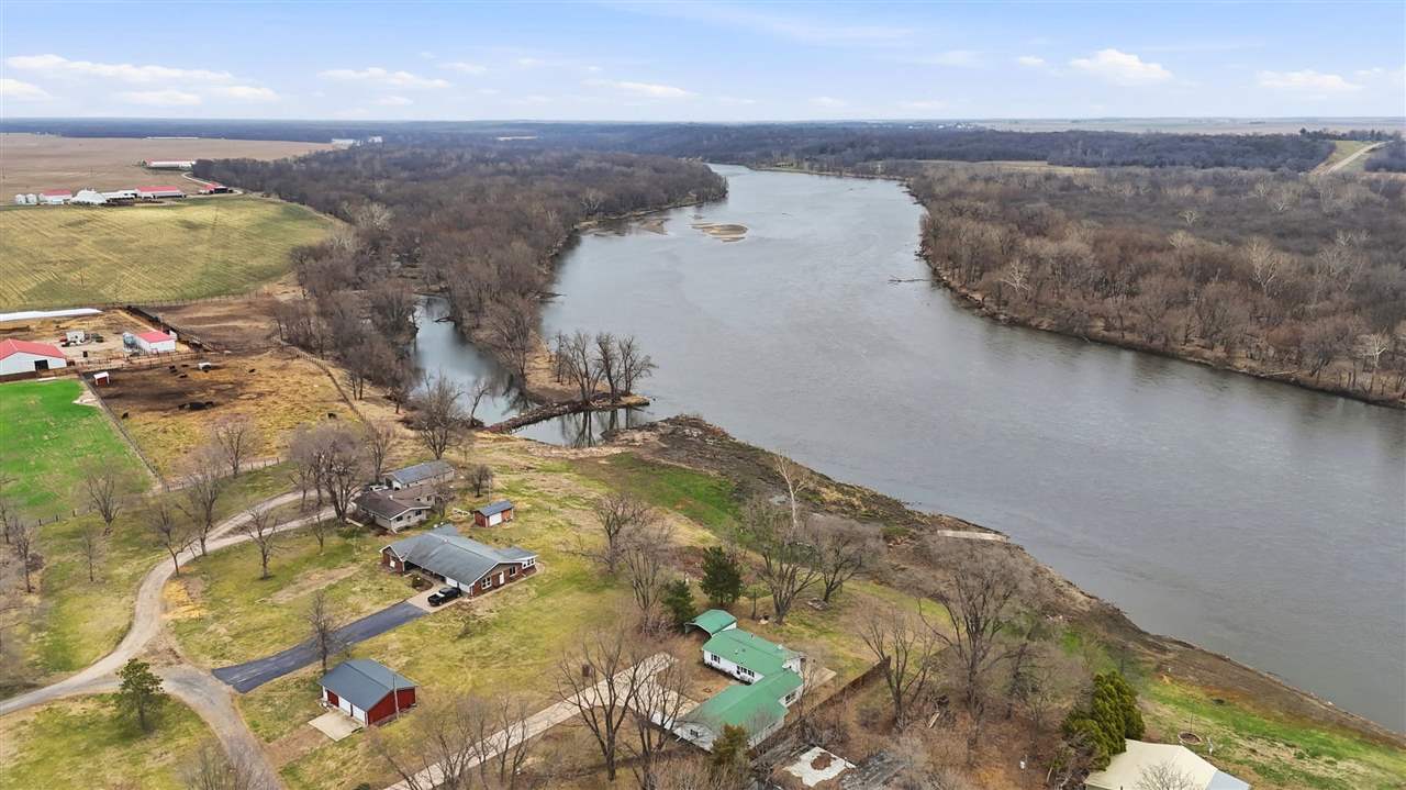 18416 Highway 70 Conesville IA 52739