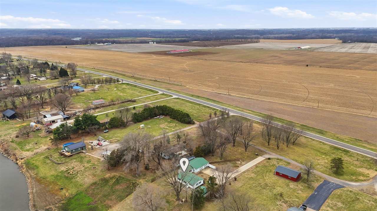 18416 Highway 70 Conesville IA 52739