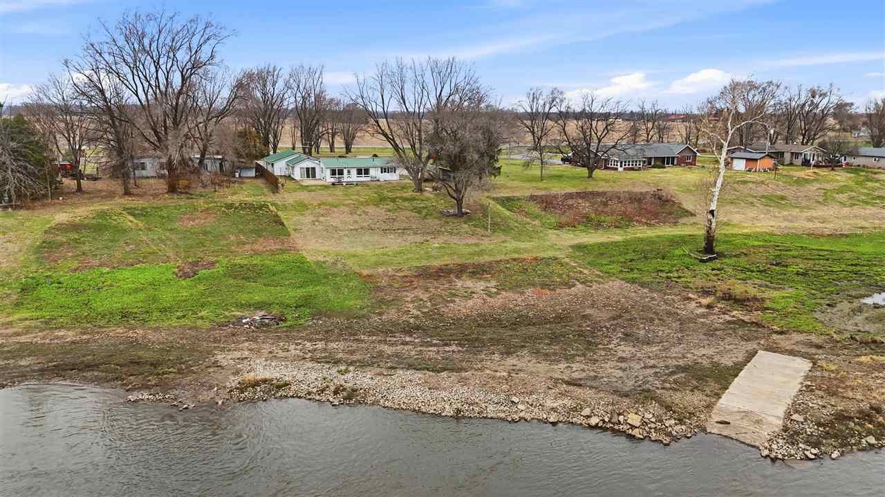 18416 Highway 70 Conesville IA 52739