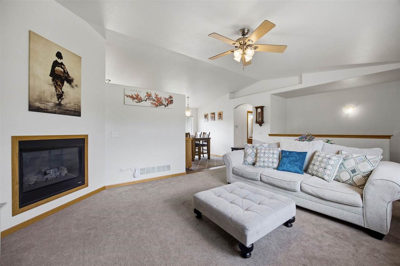 250 S 21st Street Court Marion IA 52302