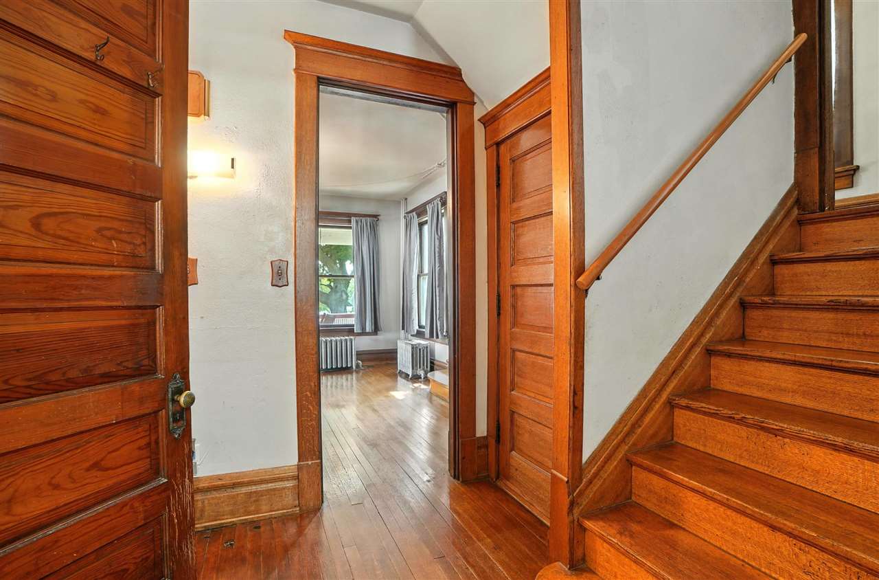 605 Williams Victor IA 52347