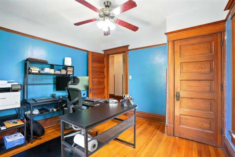 605 Williams Victor IA 52347
